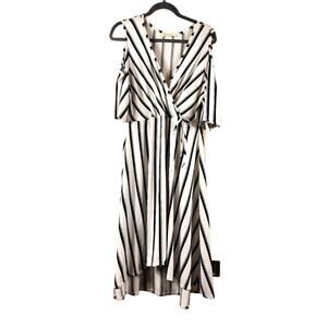 Vine and love cold shoulder blue striped dress Women's 2X beachy coastal  flowy